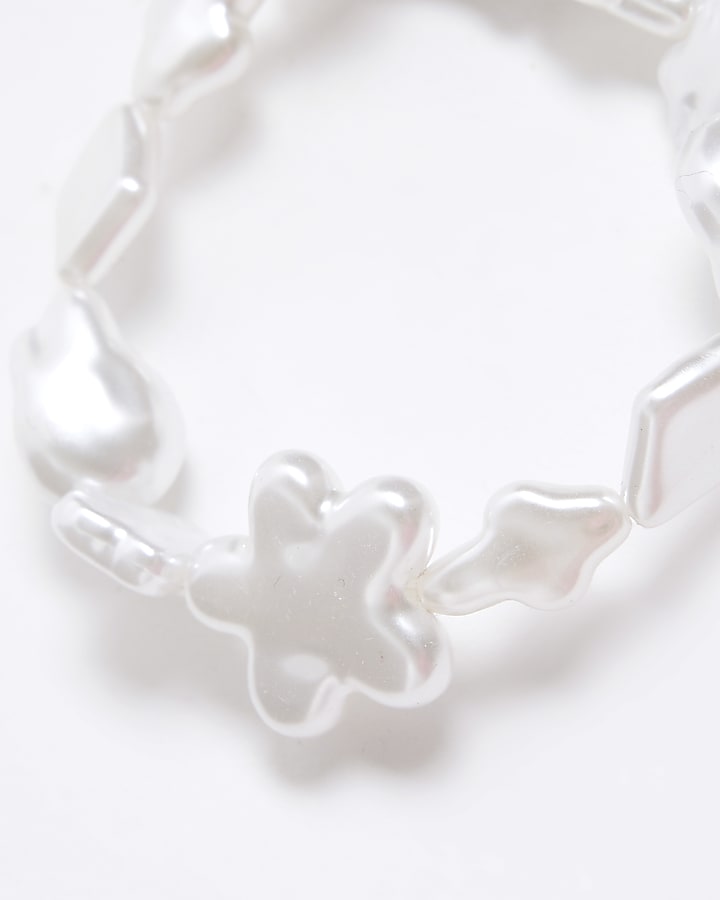 White Pearl And Bow Bracelet