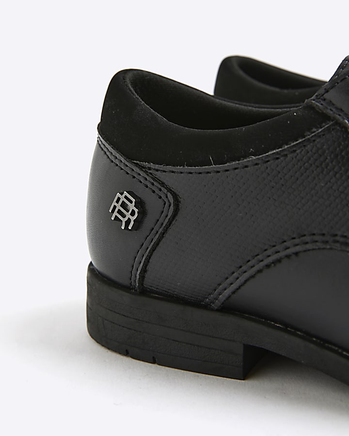 Boys Black Pointed Shoes