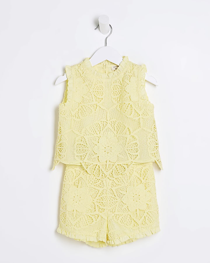 Mini Girls Yellow Lace Top And Shorts Set