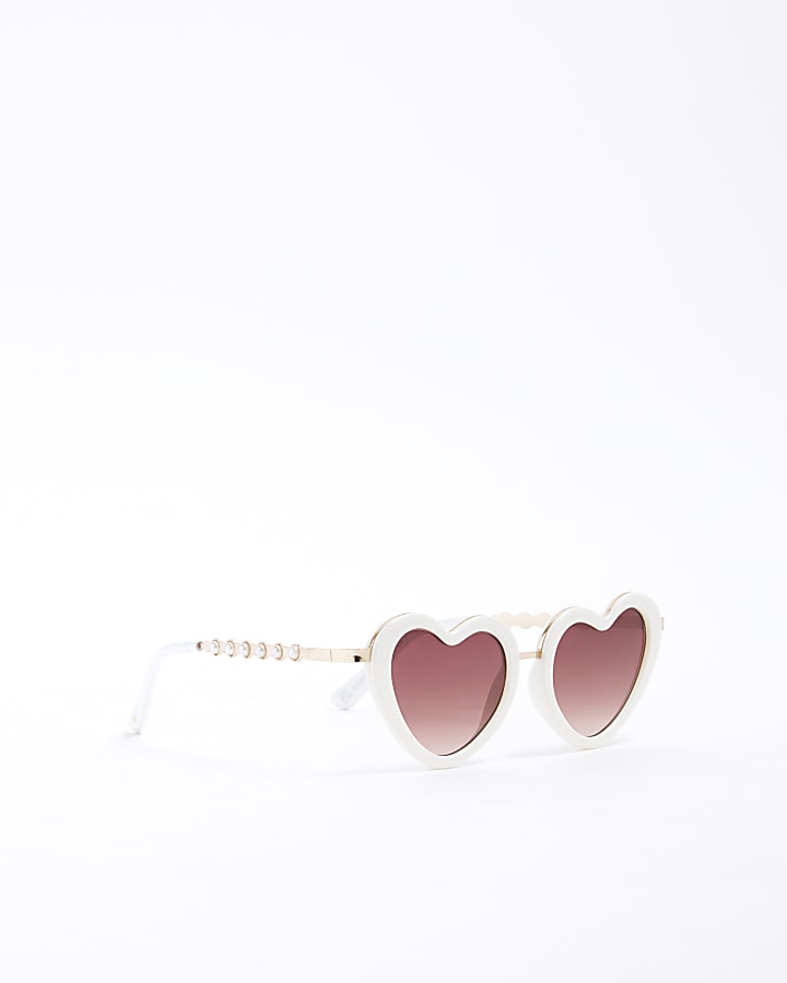 Girls White Heart & Pearl Chain Sunglasses