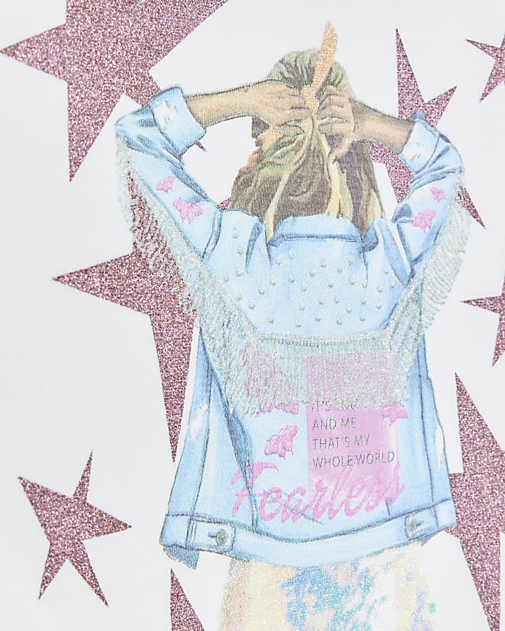 white graphic star t-shirt