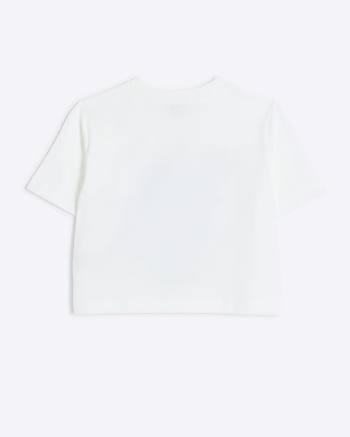 white graphic star t-shirt