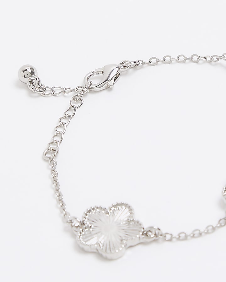 Silver colour flower bracelet