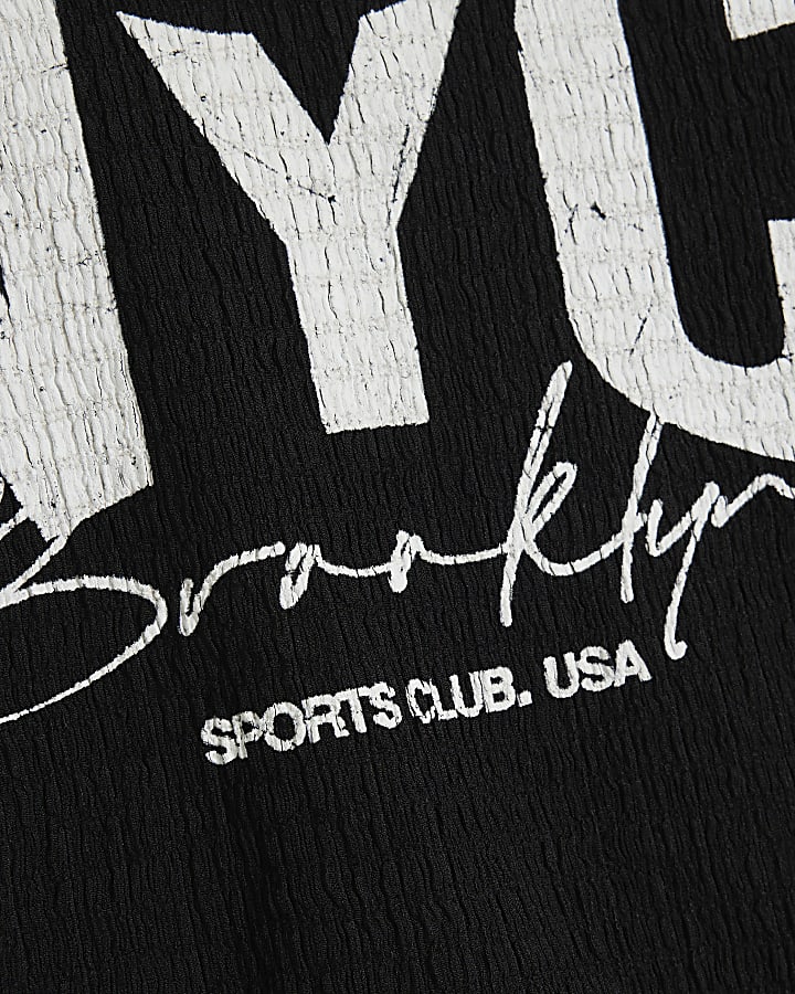 Girls Black Textured Graphic Print T-shirt
