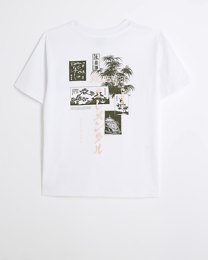 Boys white graphic Japanese t-shirt