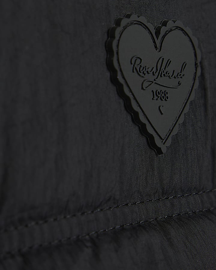 Girls black hooded gilet