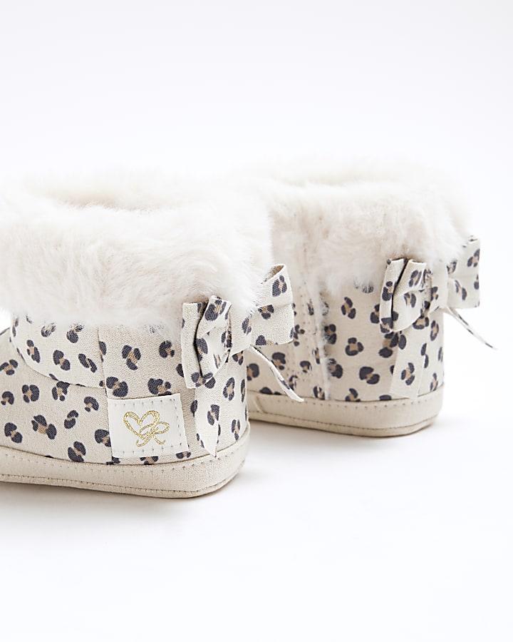 Baby girls beige leopard print bow booties