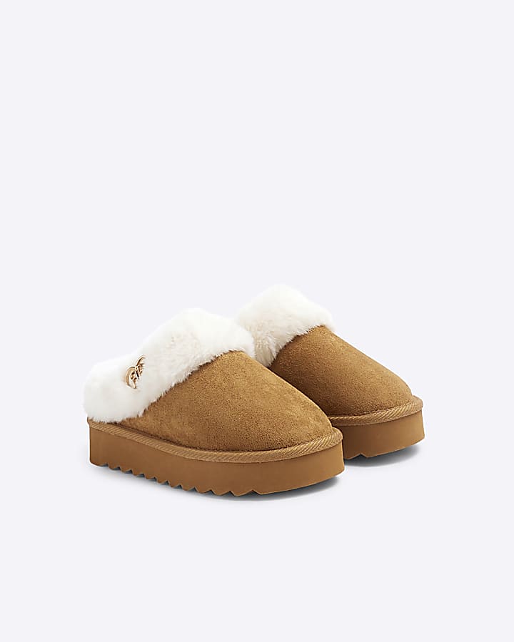 Girls Beige Faux Fur Closed Toe Slippers