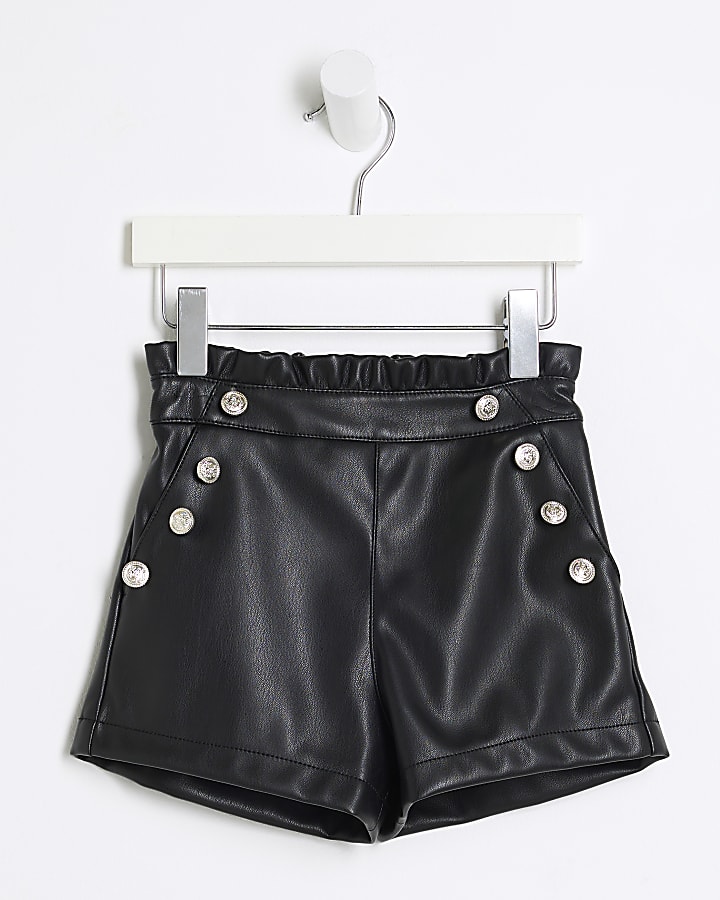 Mini girls black faux leather button shorts