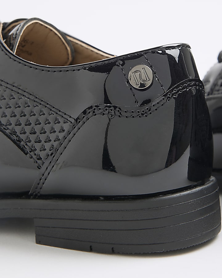 Boys Black Patent Point shoes