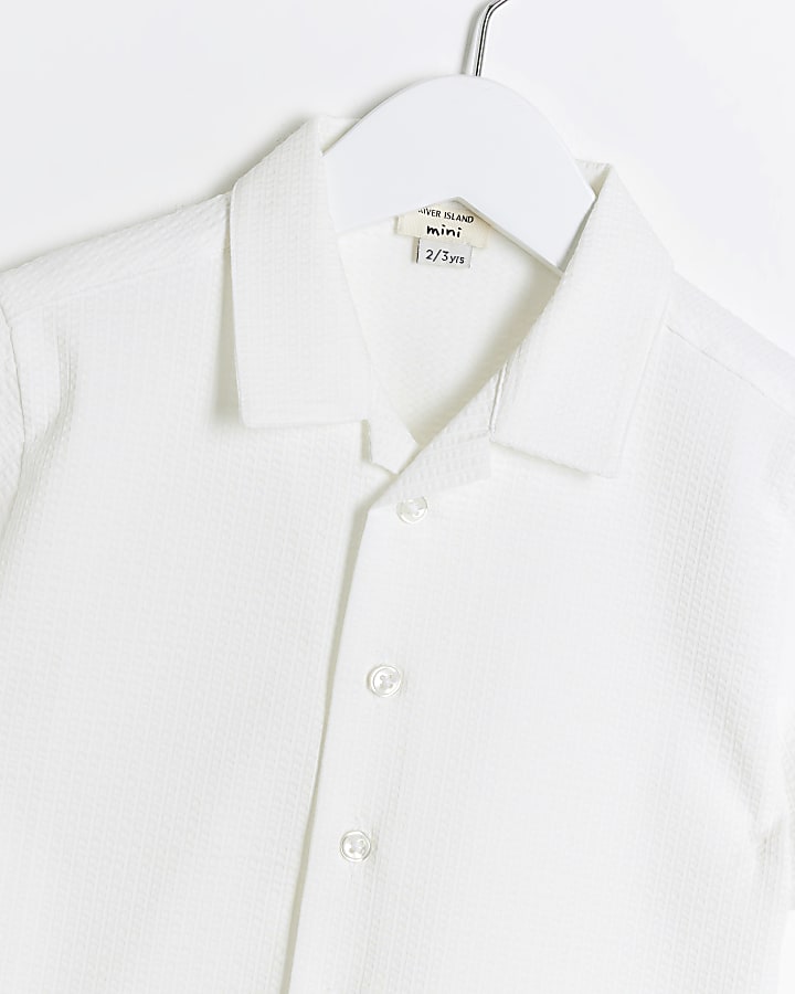 Mini boys white seersucker short sleeve shirt