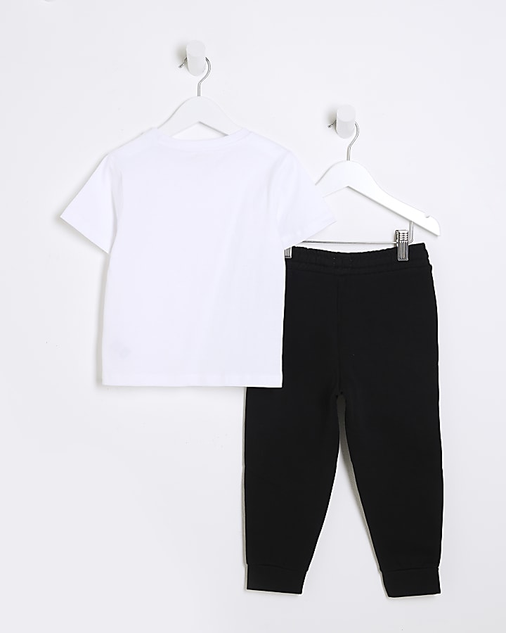 Mini boys white t-shirt and joggers set