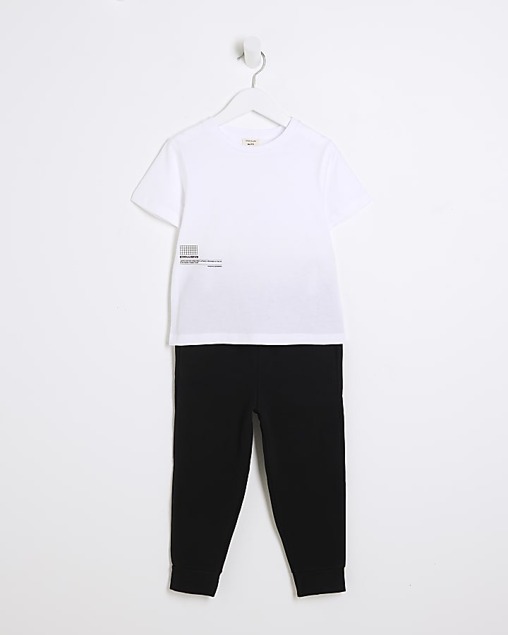 Mini boys white t-shirt and joggers set