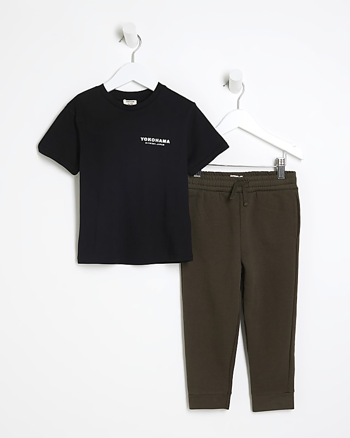 Mini boys black t-shirt and joggers set