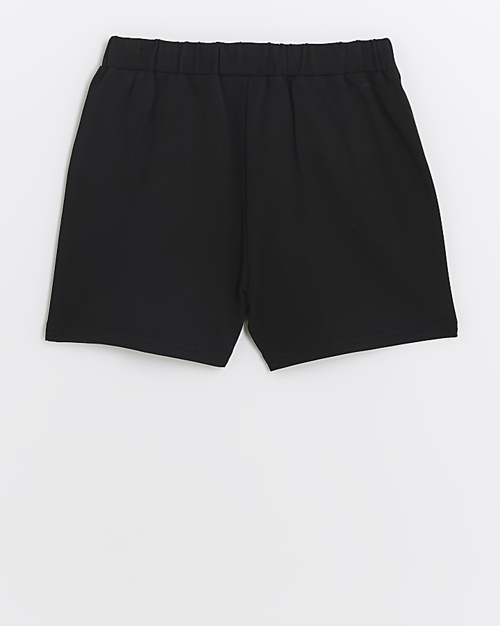 Girls black pleated chain shorts