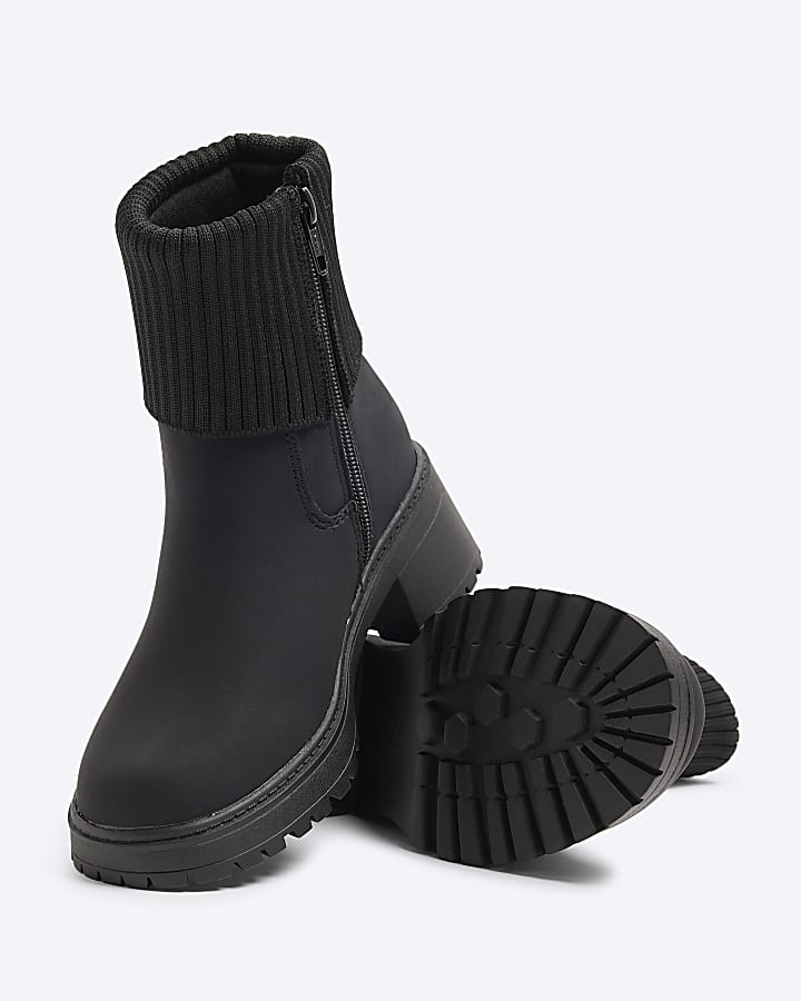 Girls black roll knit heeled boots