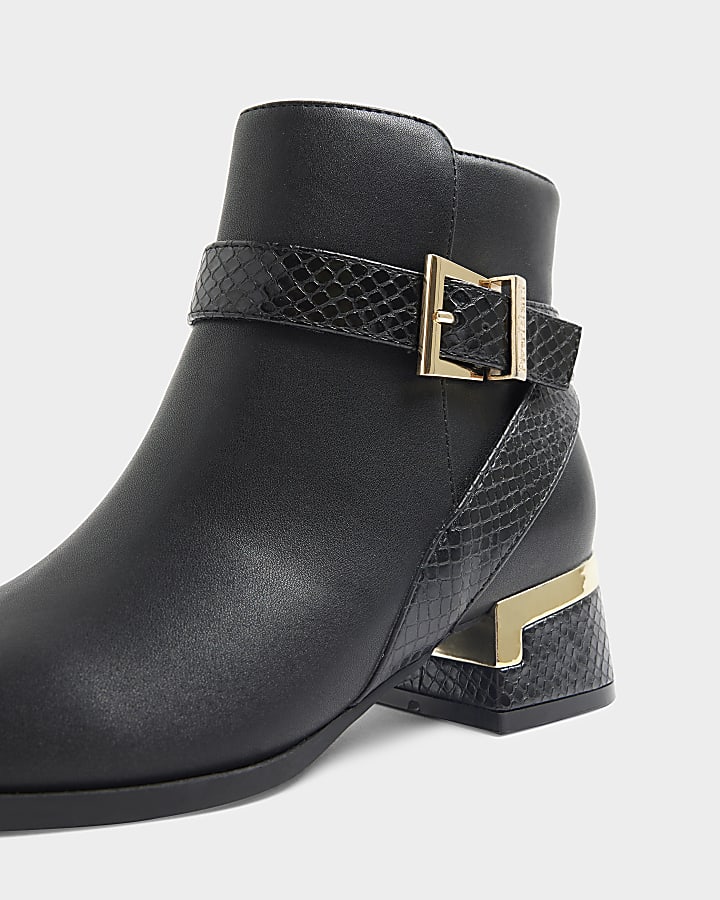 Girls buckle detail heeled boots