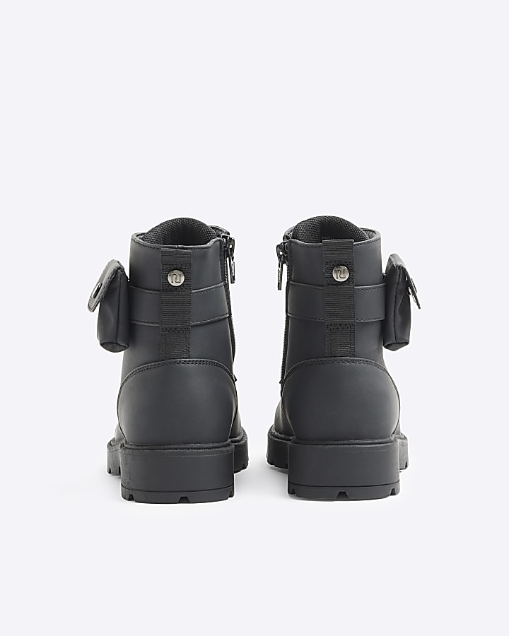 Boys black pocket boots