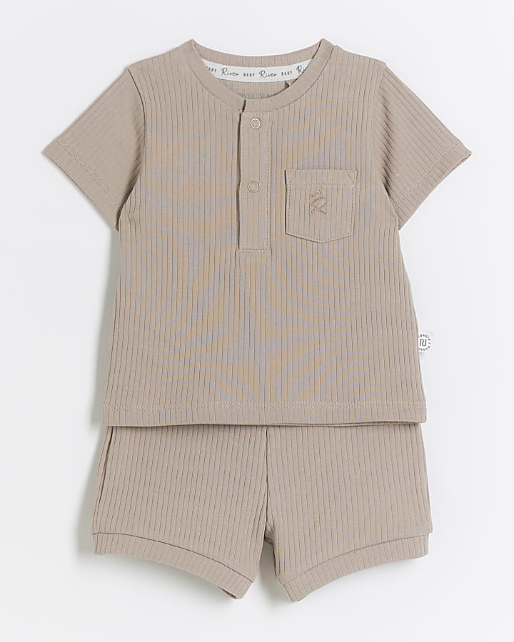 Baby beige ribbed t-shirt and shorts set