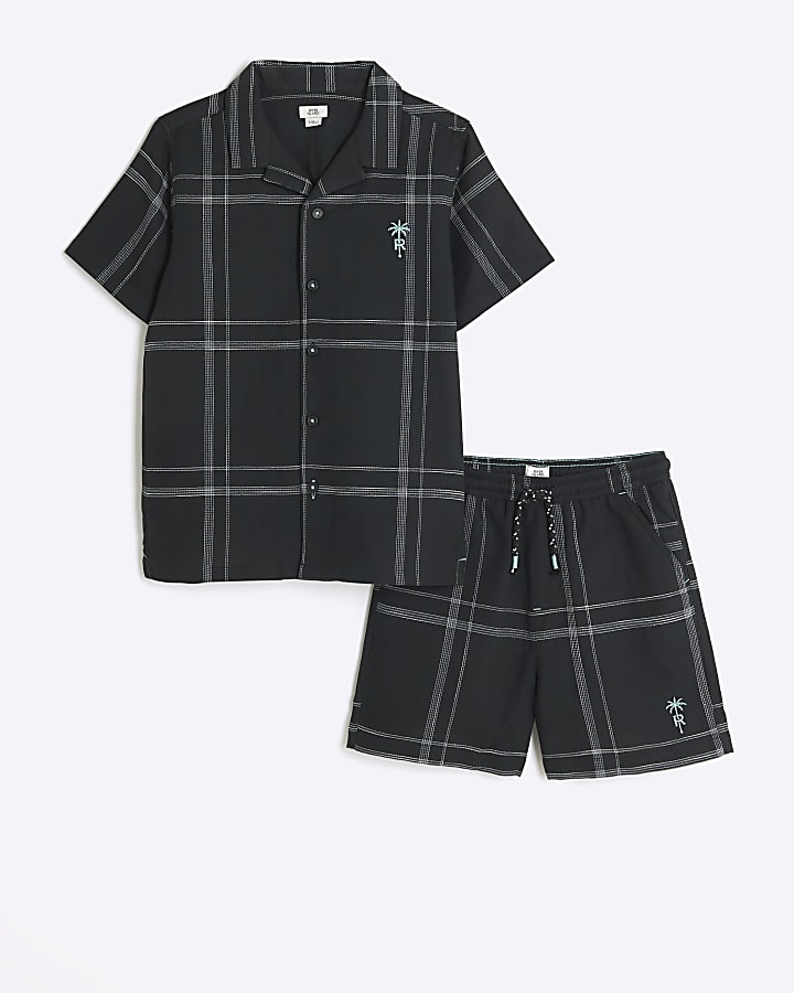 River island check shorts online