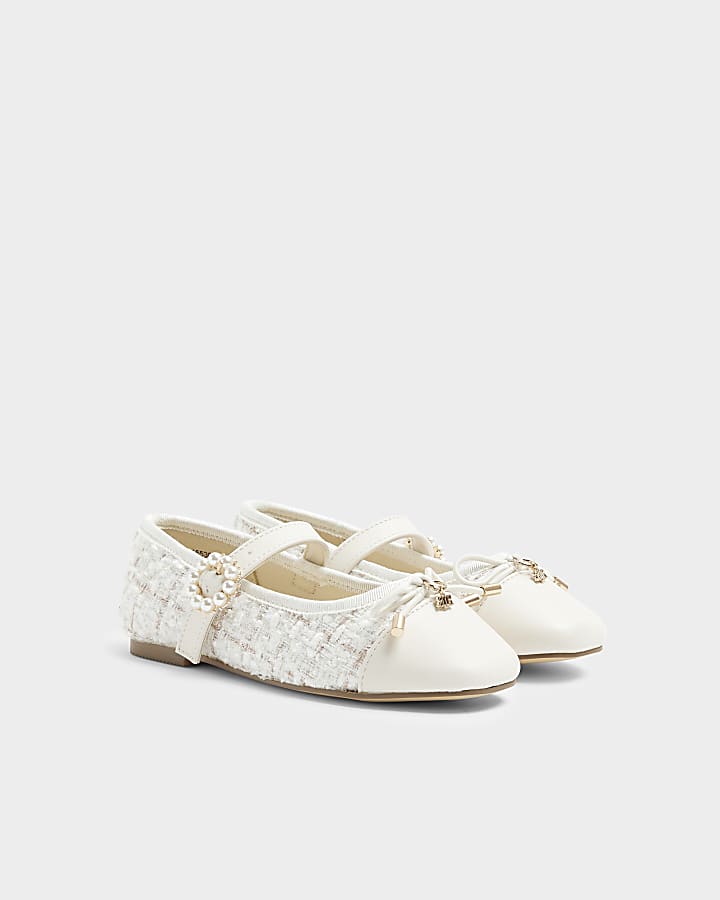 Girls cream boucle ballet pumps