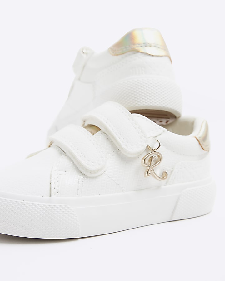 Mini girls white charm lace up trainers