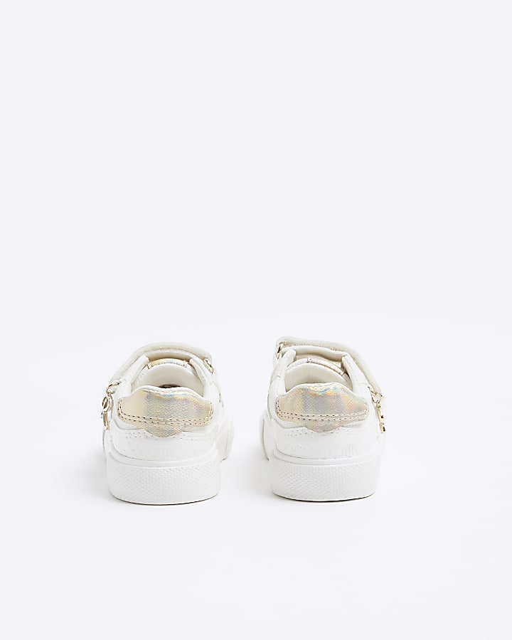 Mini girls white charm lace up trainers