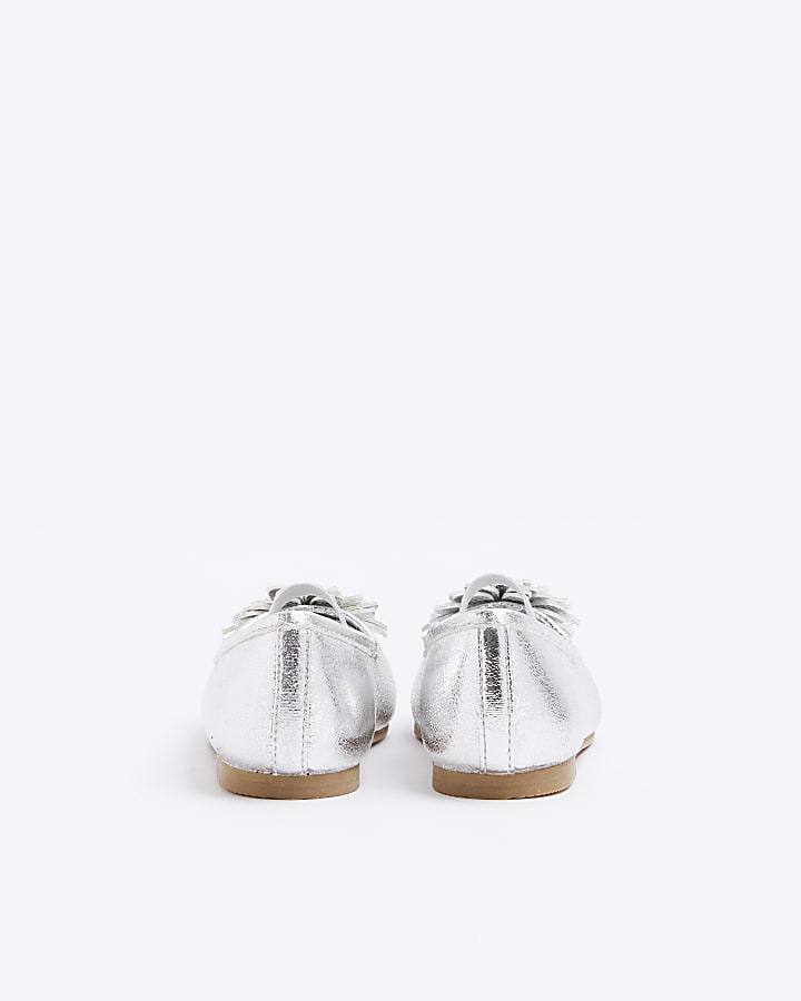 Mini girls silver flower ballet pumps