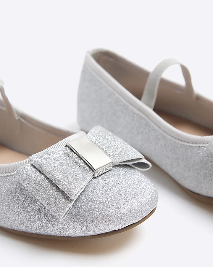 Girls silver glitter bow ballet pumps