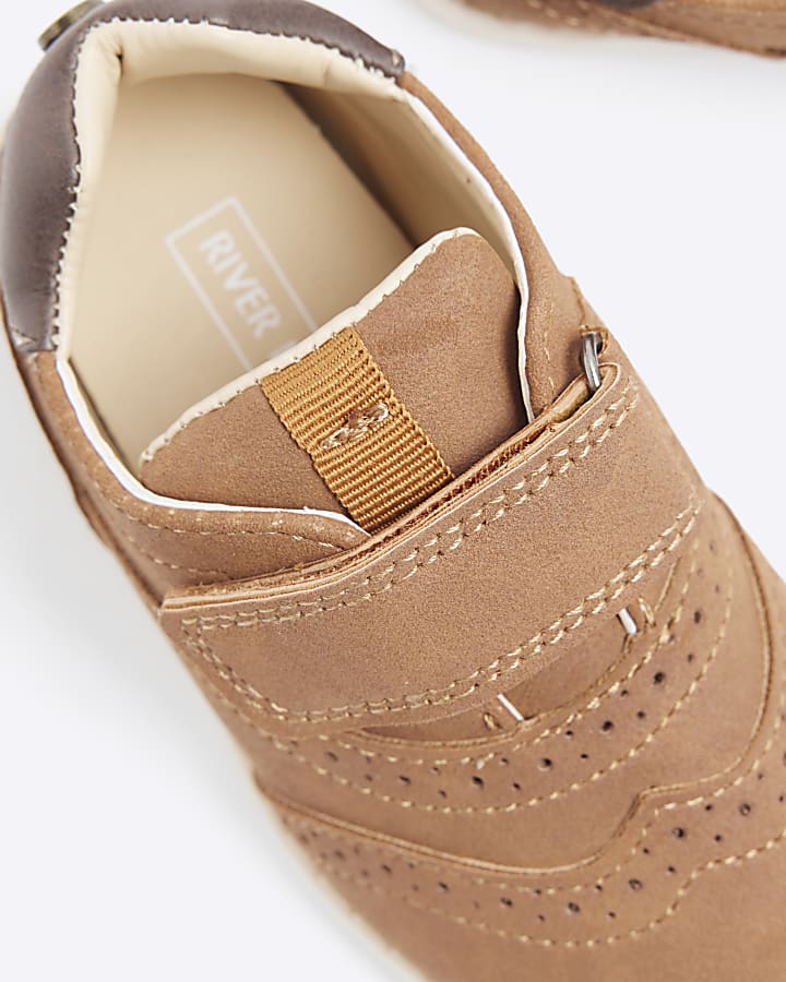 Mini boys brown brogue shoes