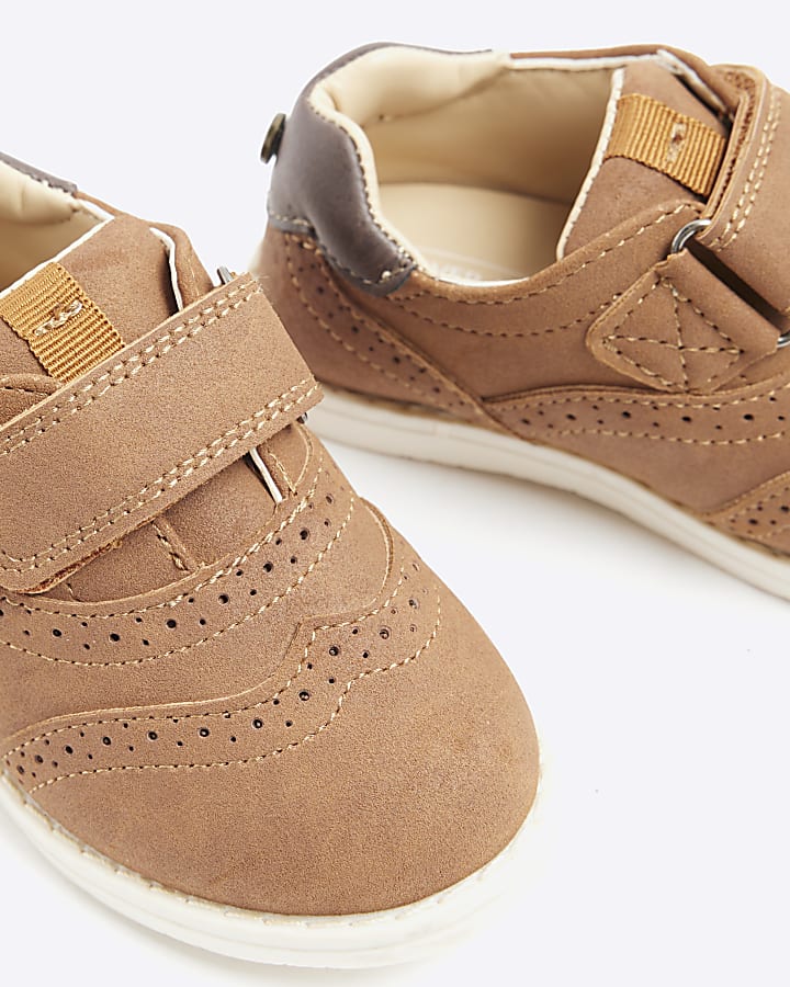 Mini boys brown brogue shoes