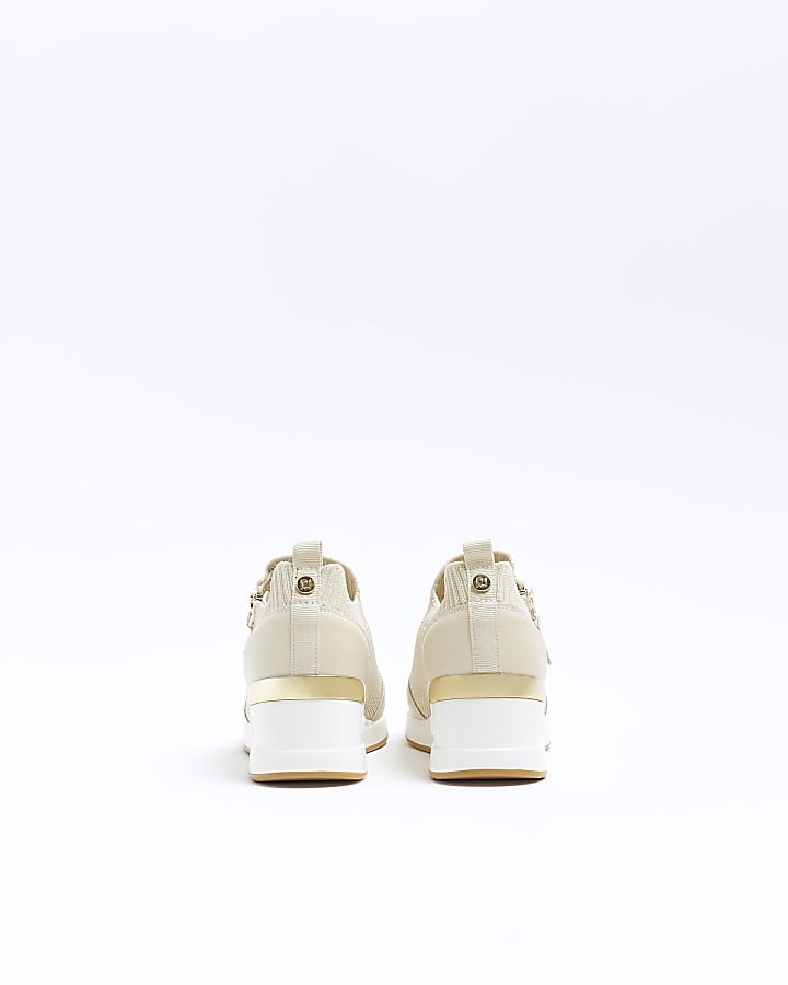 Girls beige wedge sole trainers