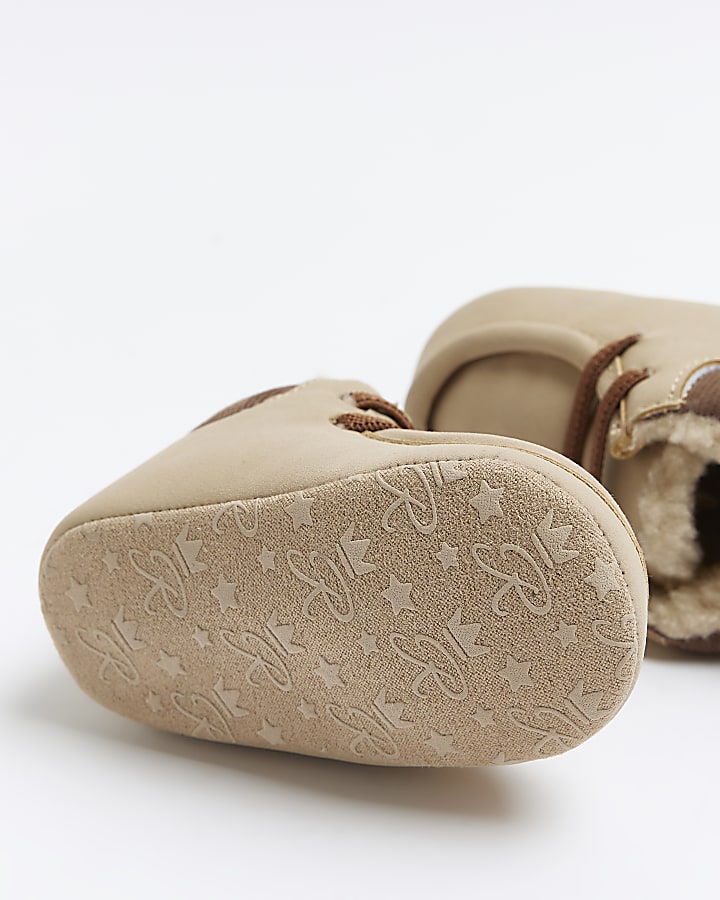 Baby boys beige suedette booties