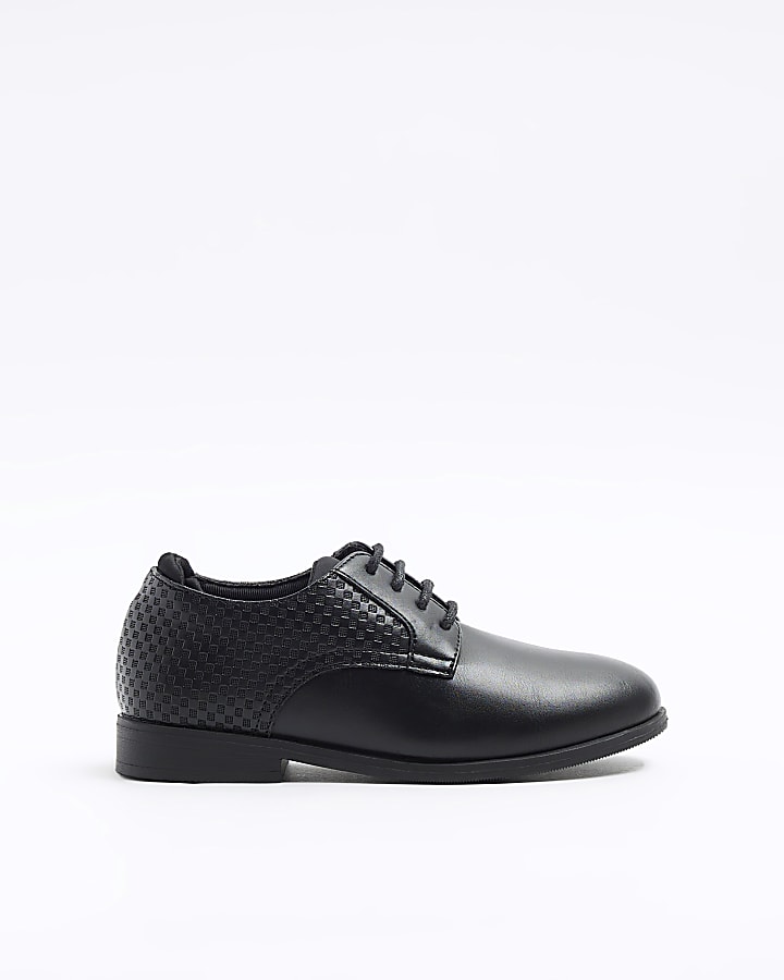 Boys black embossed point shoes