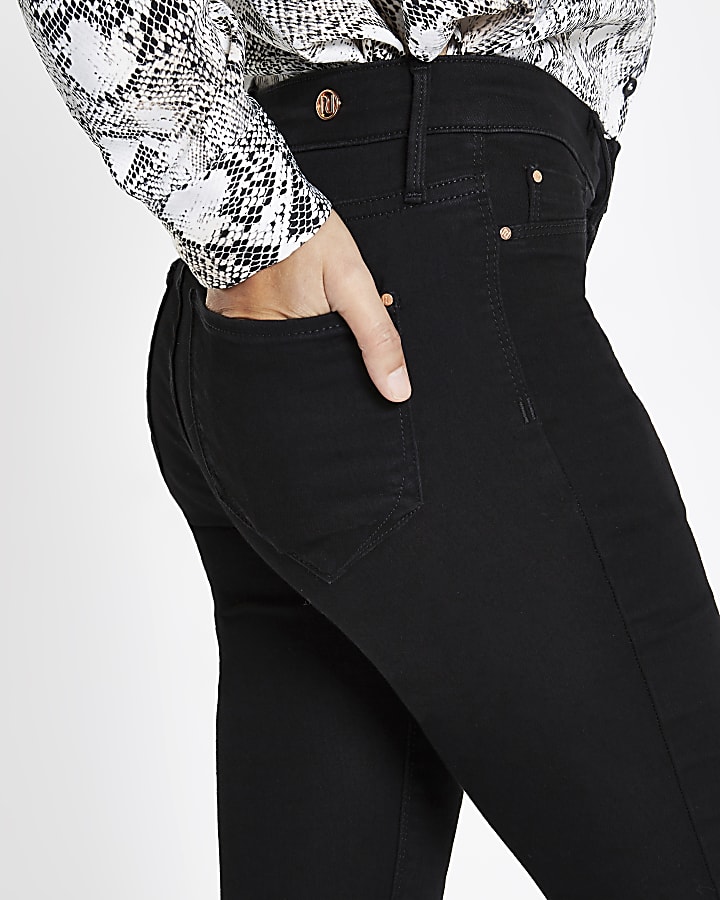 Petite Black Molly Jeggings