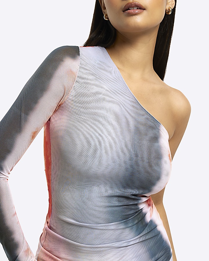Red mesh abstract asymmetric top