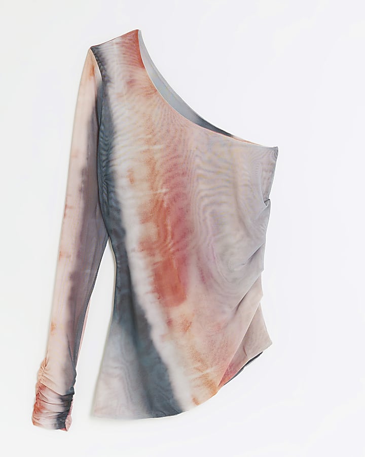 Red mesh abstract asymmetric top