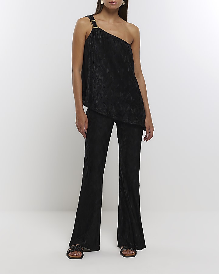 Black pleated one shoulder top