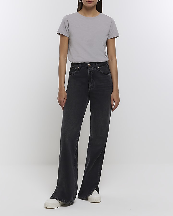 Grey short sleeve t-shirt