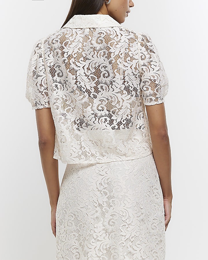 White lace puff sleeve shirt