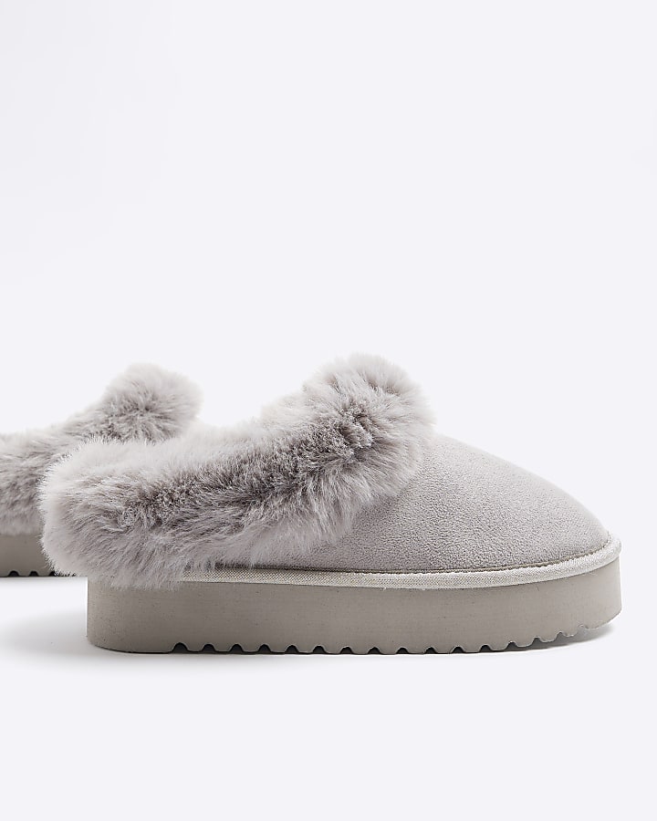 Grey faux fur platform slippers