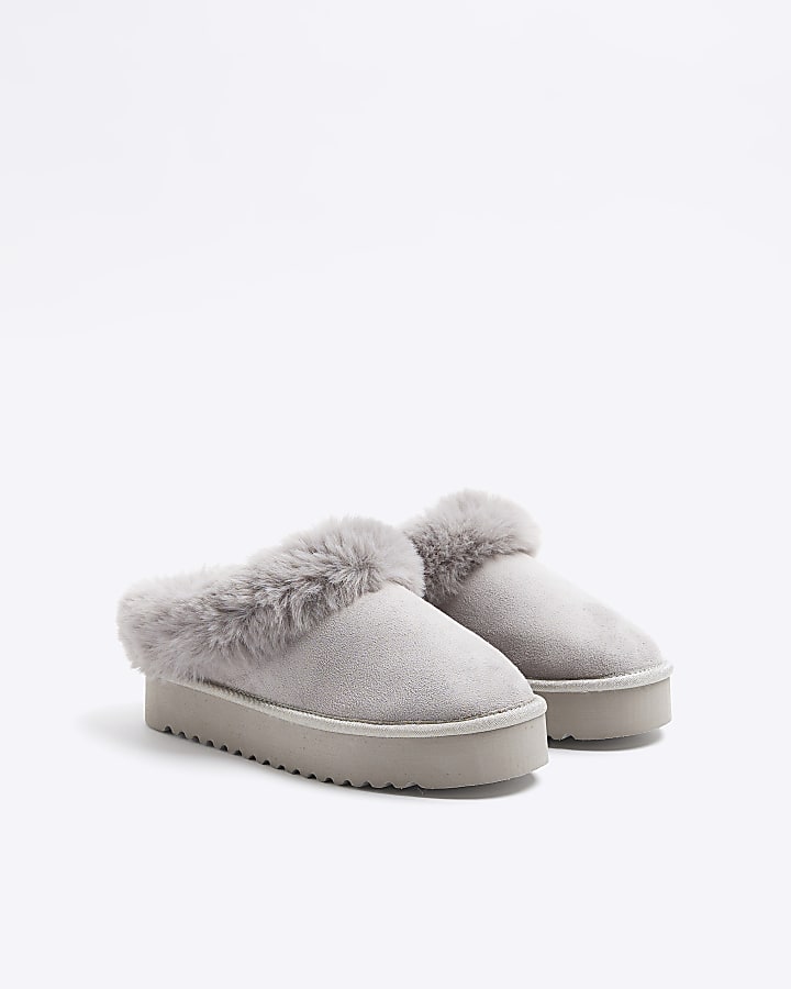 Grey faux fur platform slippers