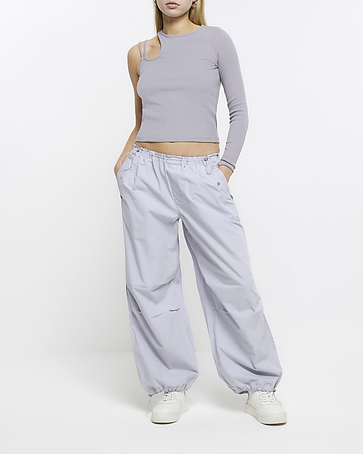 Grey ribbed asymmetric cut out top