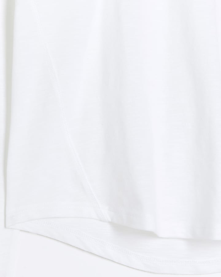 White scoop neck long sleeve top