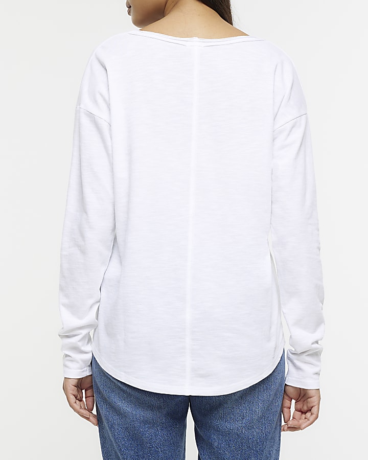 White scoop neck long sleeve top