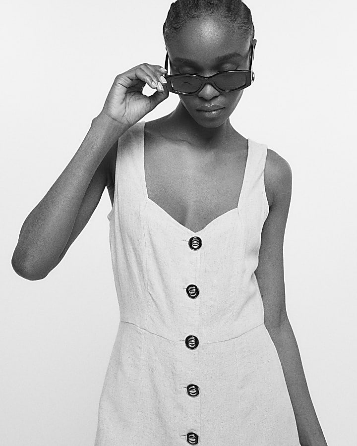 Stone button mini dress with linen