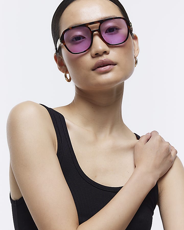 Brown tortoise shell aviator sunglasses