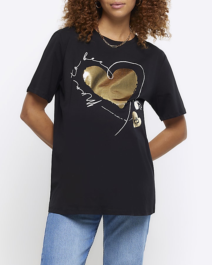 Black maternity graphic t-shirt