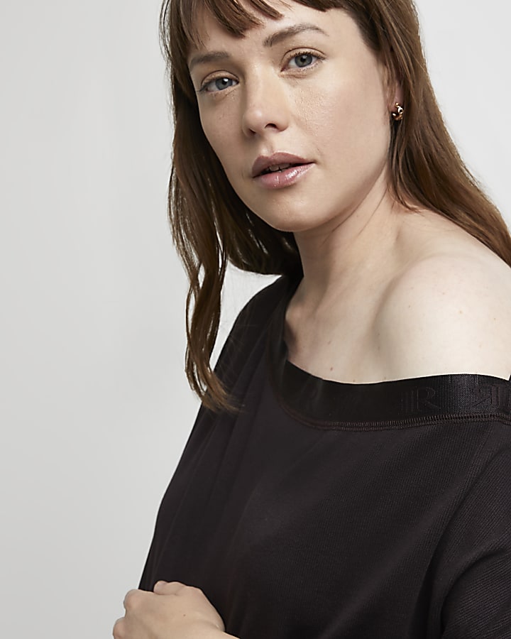 Brown maternity off the shoulder top