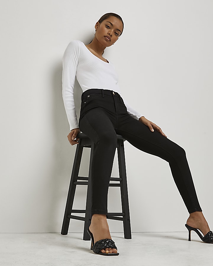 Petite black Molly mid rise skinny jeans